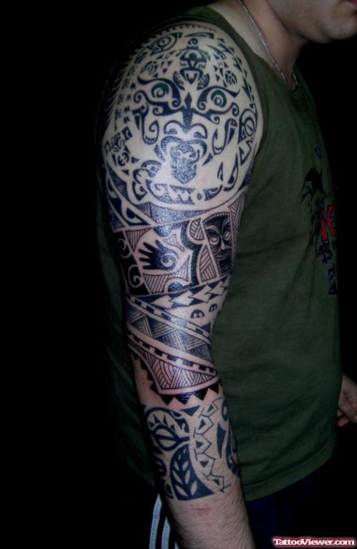 Maori Tribal Tattoo On Man Right Sleeve