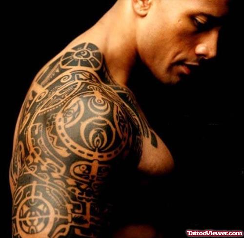 Right Shoulder Maori Tribal Tattoo