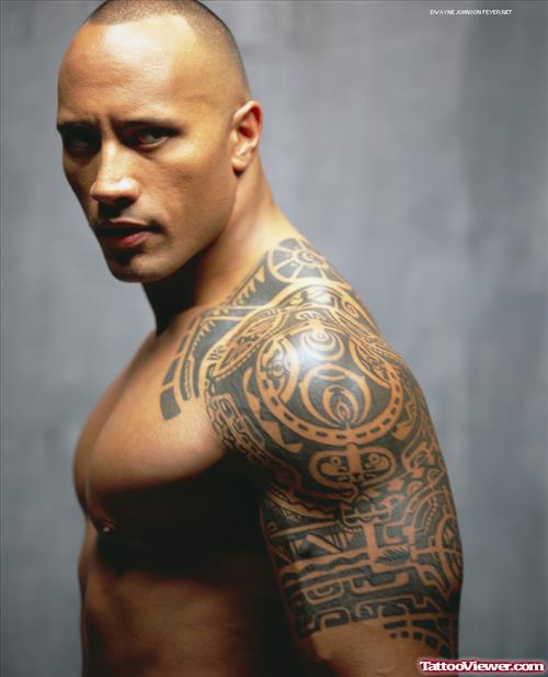 Attractive Left Shoulder Maori Tribal Tattoo