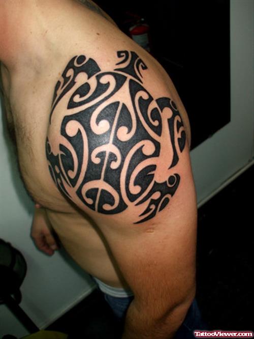 Tribal Turtle Black Ink Tattoo On Left Shoulder