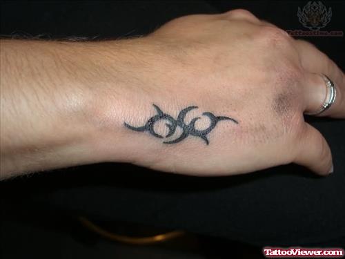 Tribal Tattoo On Right Hand