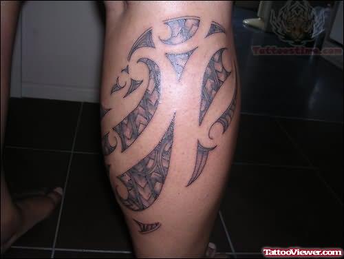 Tribal Tattoo On Back Leg