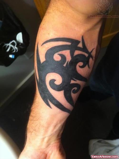 Tribal Tattoo On Men Arm