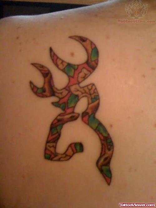Color Ink Tribal Ink Tattoo On Back Shoulder