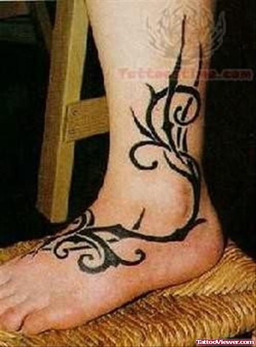 Wonderful Tribal Tattoo On Ankle
