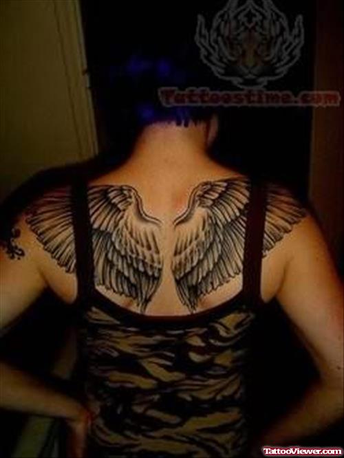 Mind Blowing Wings Tattoo On Back