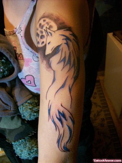 Amazing Grey Ink Wolf Tattoo On Left Sleeve