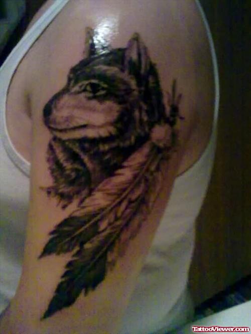 Wolf Tattoo Design for College Boys