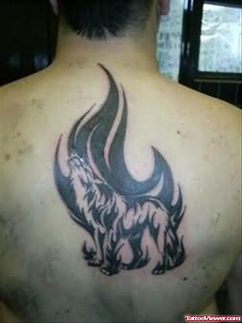 Stylish Wolf Tattoo On Back