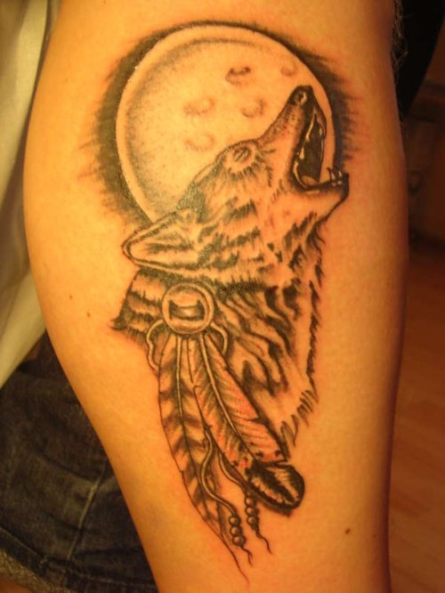 Grey Ink Wolf And Moon Tattoo On Leg