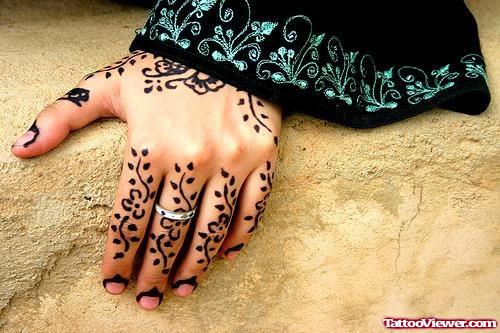 Henna Hand Women Tattoo